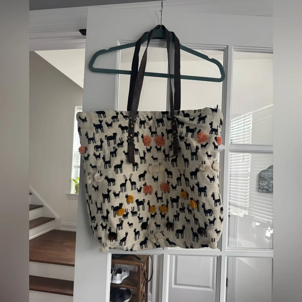 Anthropologie Jasper and Jeera Llama Tote Bag - Picture 2 of 6